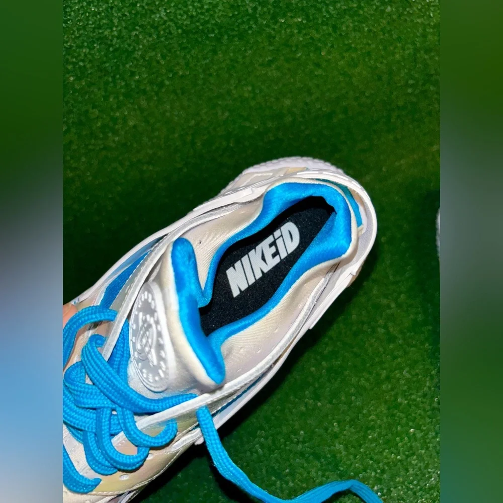 Nike Women's Shoes in Blue and White - Picture 6 of 7